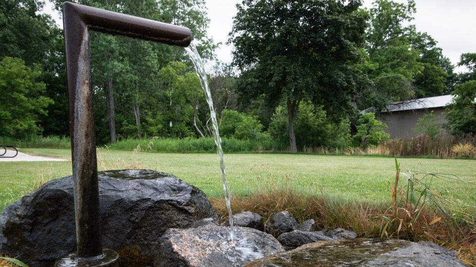 water coming out of a well contaminated by nitrates